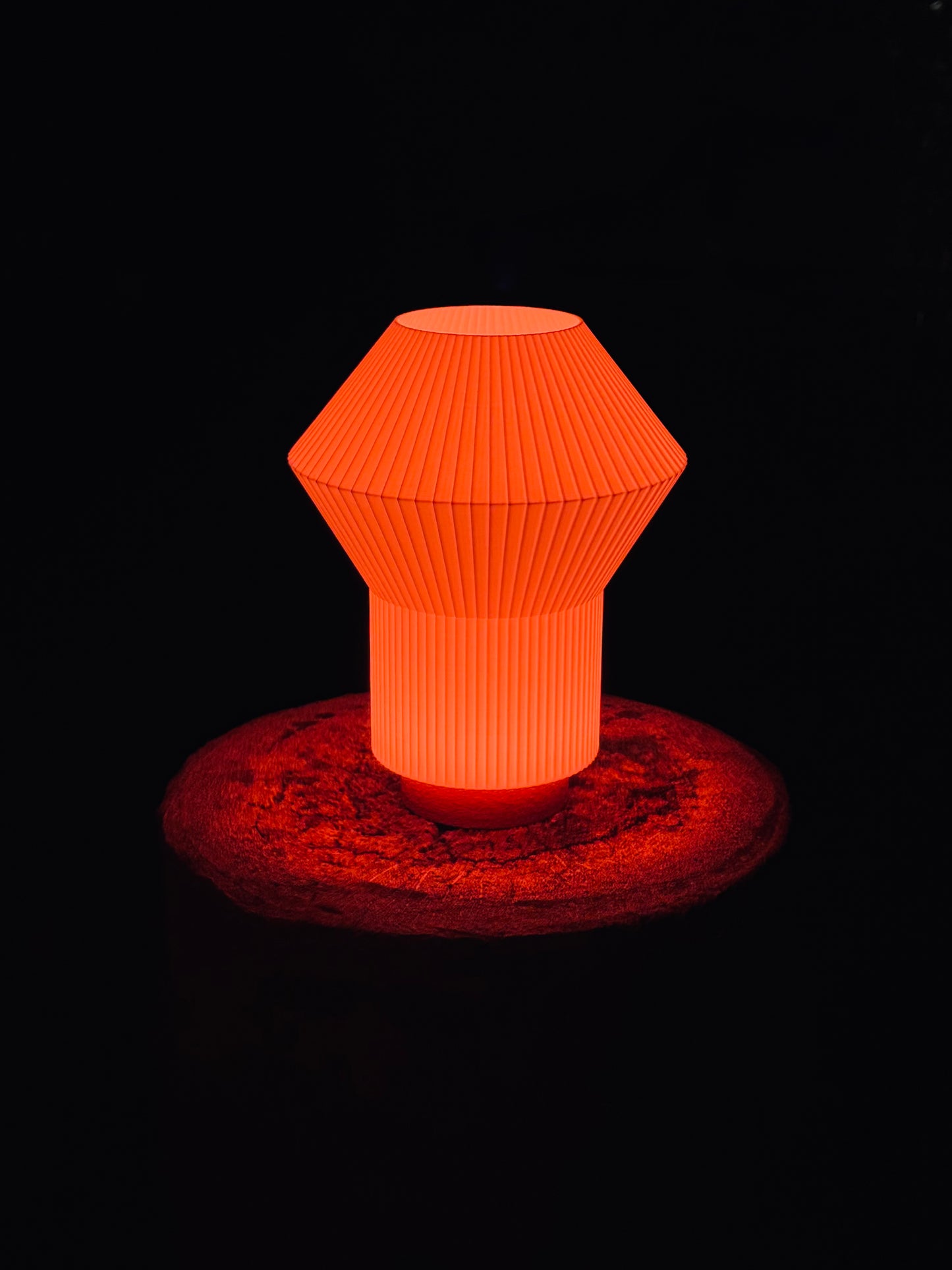 Facet II Lamp