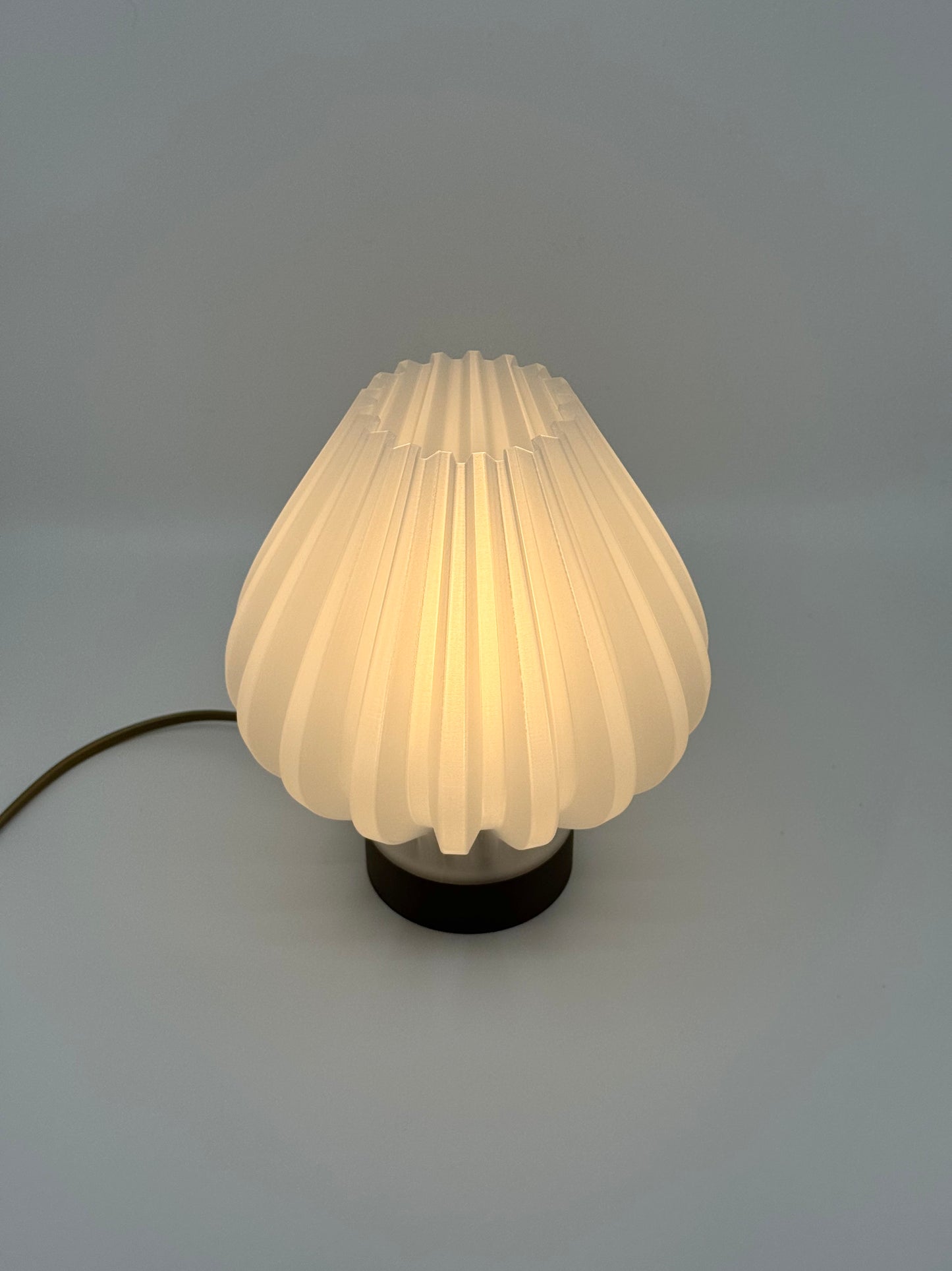 Luma Glow: The 3D Printed Lamp