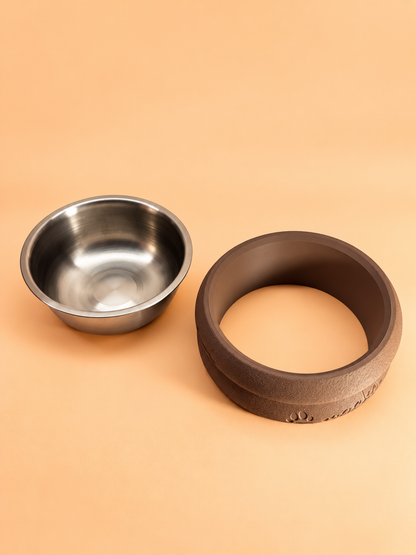 Mr.Woof 01 - Paw Prints