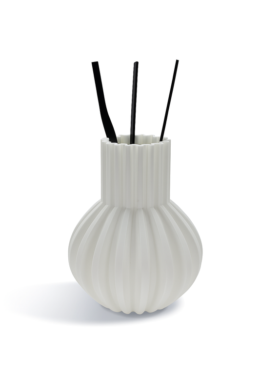 Nuo Vase