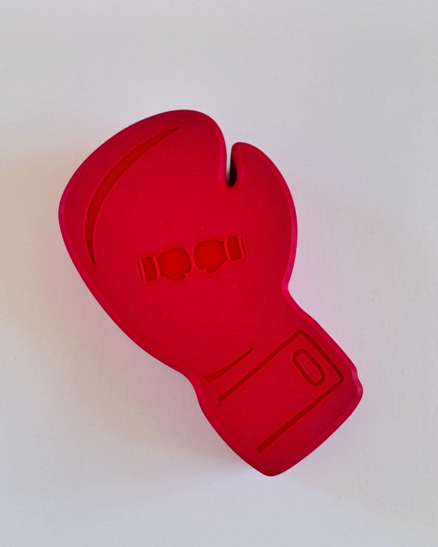 Keep Punching | 3D Printed Boxing Glove Box | Customizable Sports Decor & Gift for Athletes