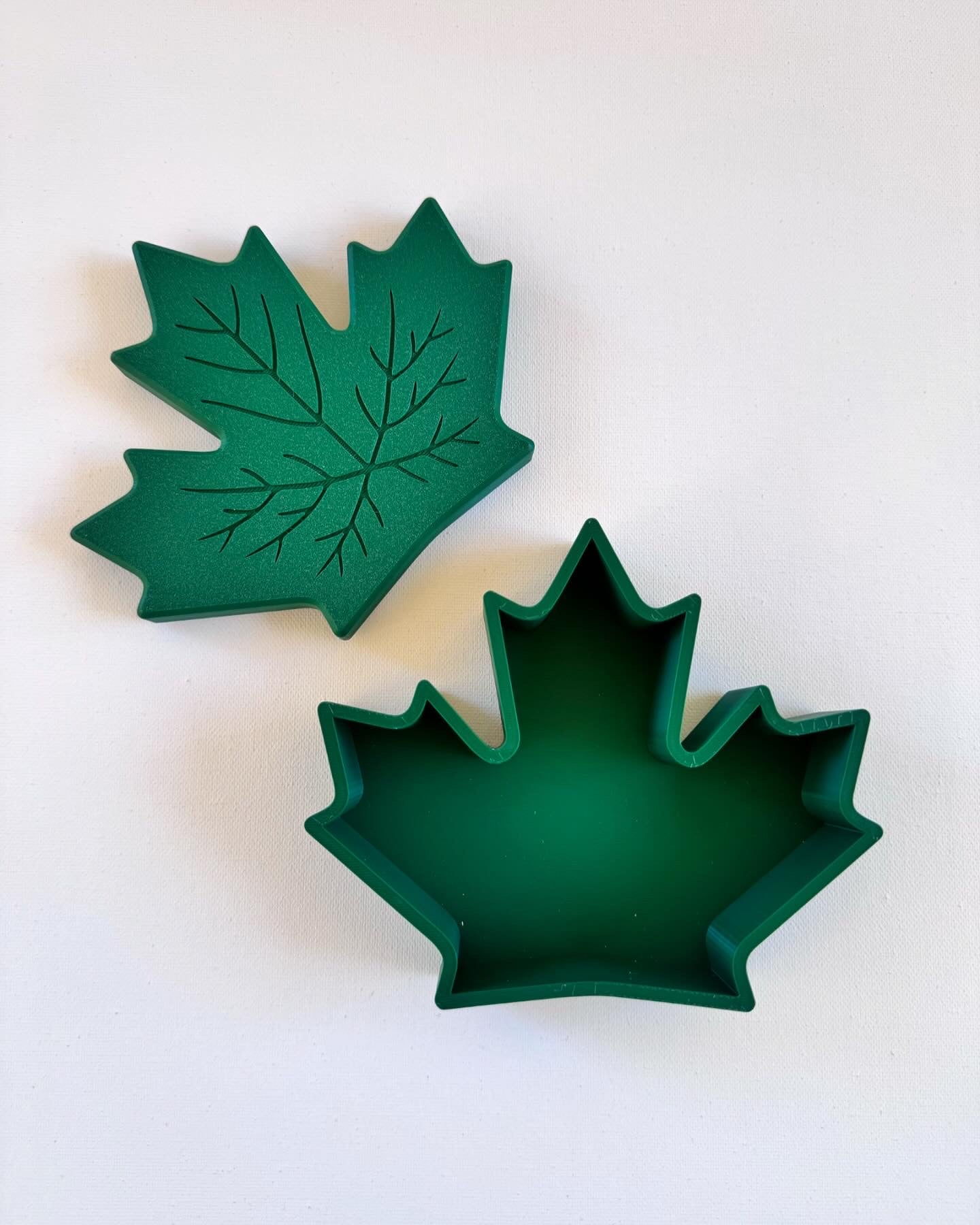 Fallen | Maple Leaf 3D Printed Storage Box | Personalized Keepsake Box