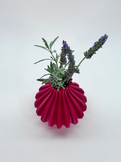 Muse: A Vessel for 3D Printed Art