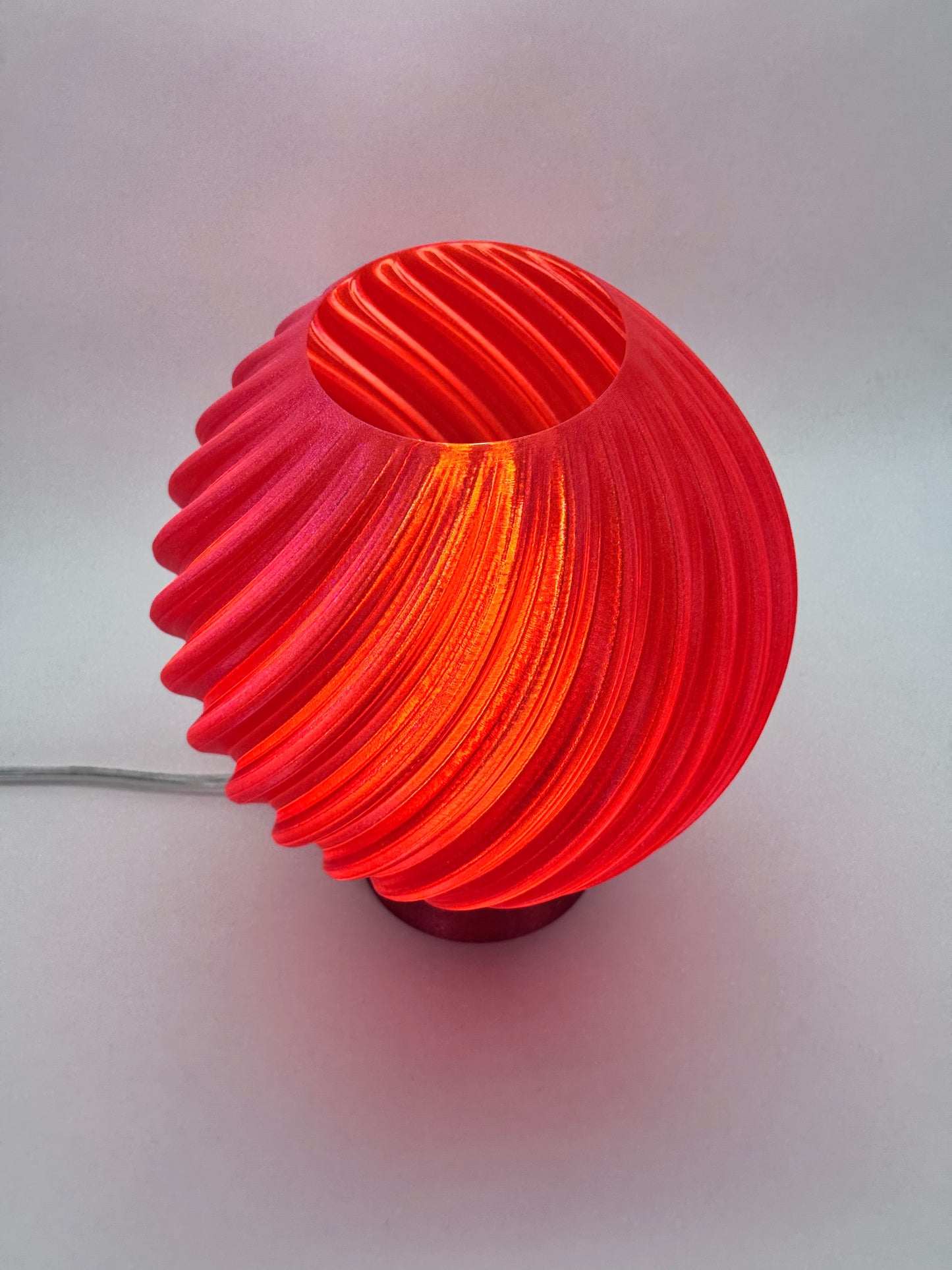 Cavo: Glowing Curves