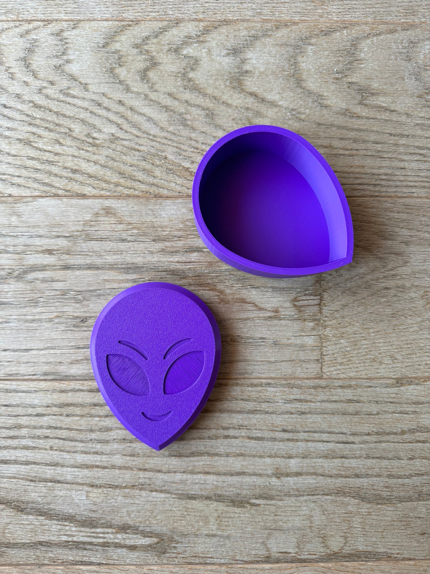 Alien Box | 3D Printed Halloween Decor & Storage | Customizable Extraterrestrial Design