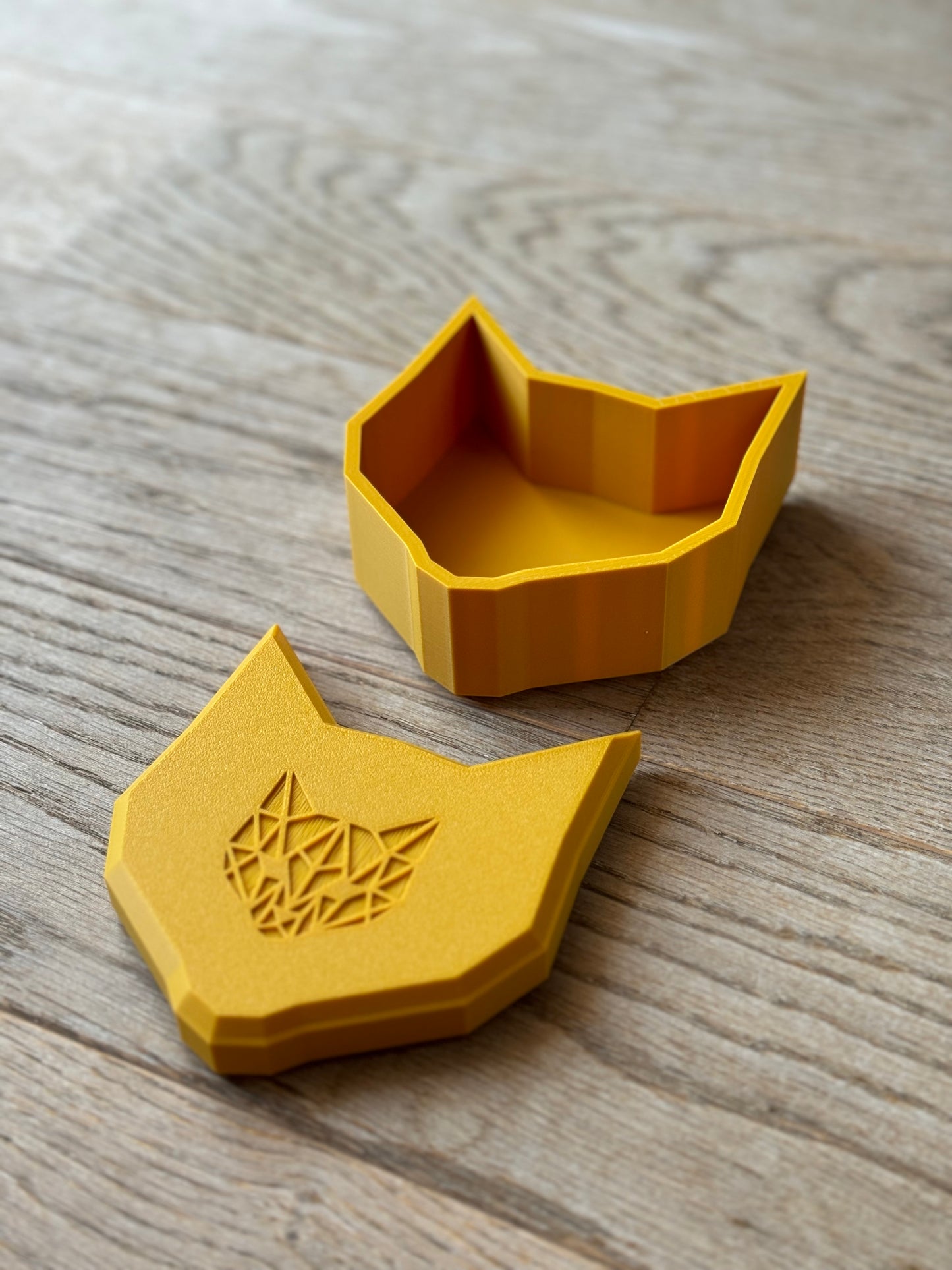 Purr | Cat Box | 3D Printed Geometric Cat Storage Box | Customizable Colors & Modern Decor