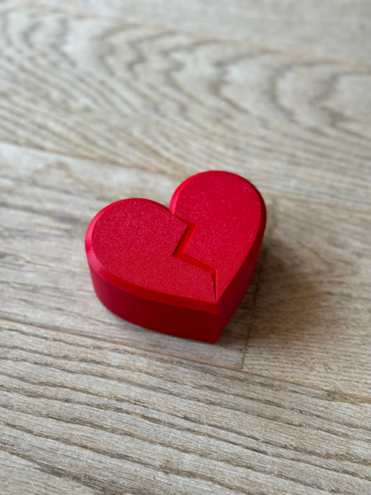 Love is in the Box | 3D Printed Broken Heart Box | Custom Heart-Shaped Storage & Symbolic Gift