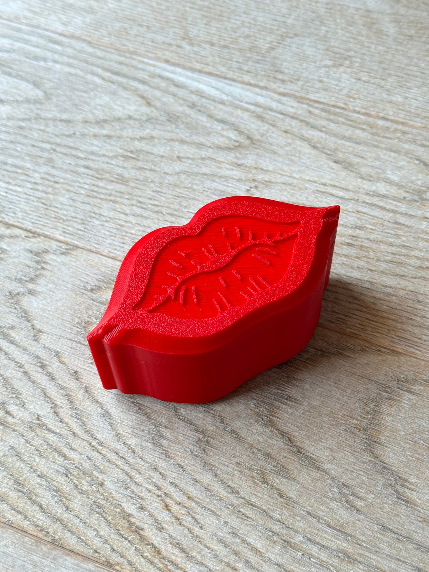 Kiss of Life | 3D Printed Lips Box | Custom Lips-Shaped Storage & Fun Decorative Gift