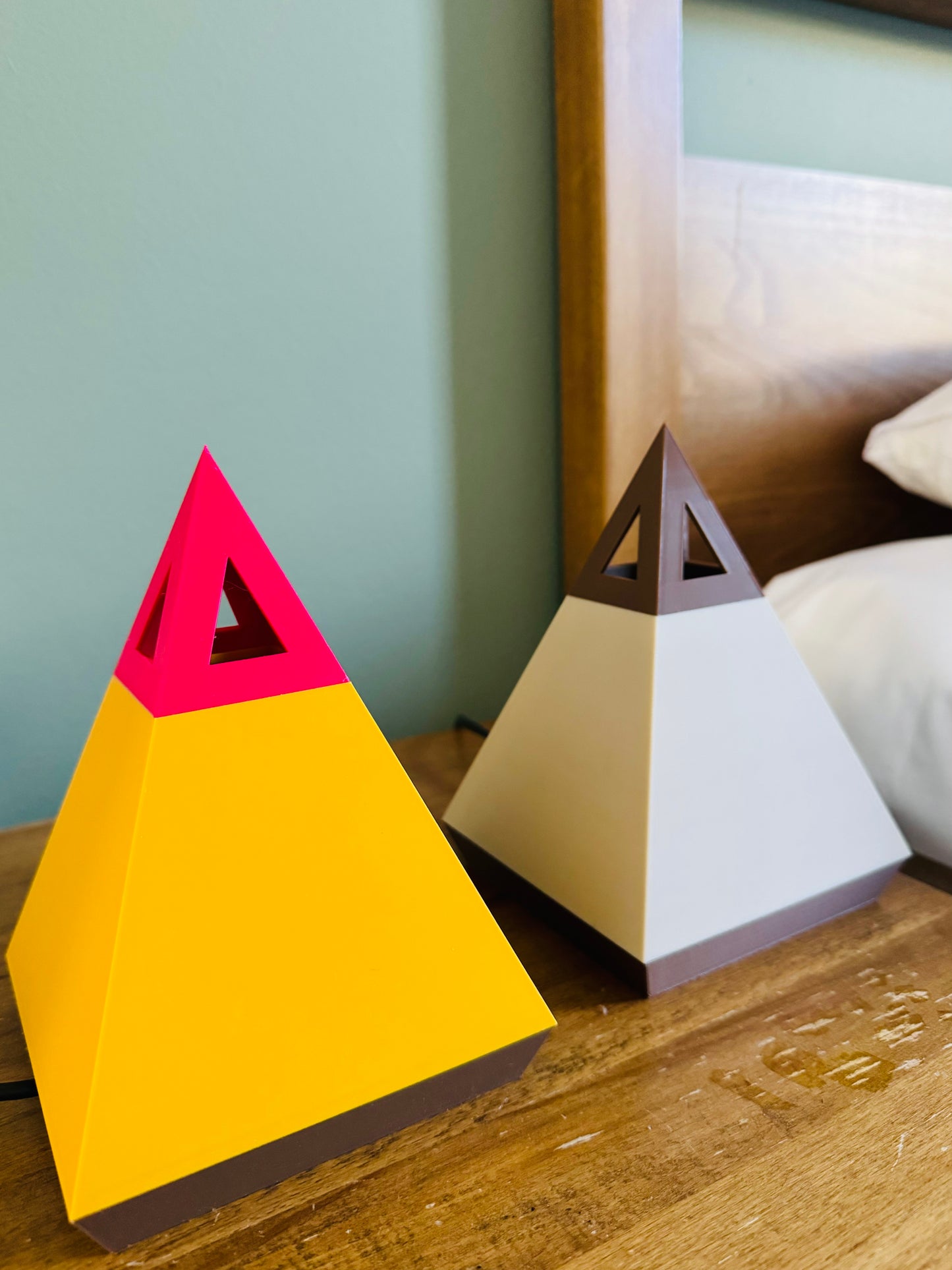 Modern 3D Printed Pyramid Lamp