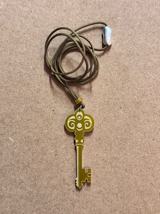 Vintage Key Pendant Necklace | Elegant Laser-Cut Design